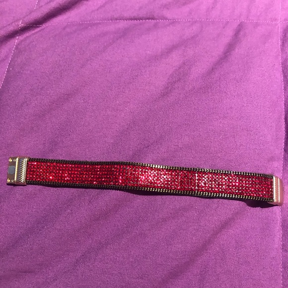 Red sparkle bracelet - Picture 3 of 3